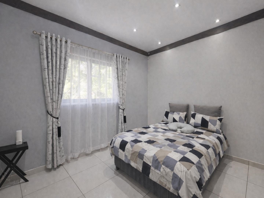 7 Bedroom Property for Sale in Ladybrand Free State